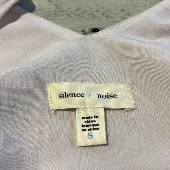 𝅺Urban Outfitters Silence + Noise‎ Dress - Picture 3 of 5